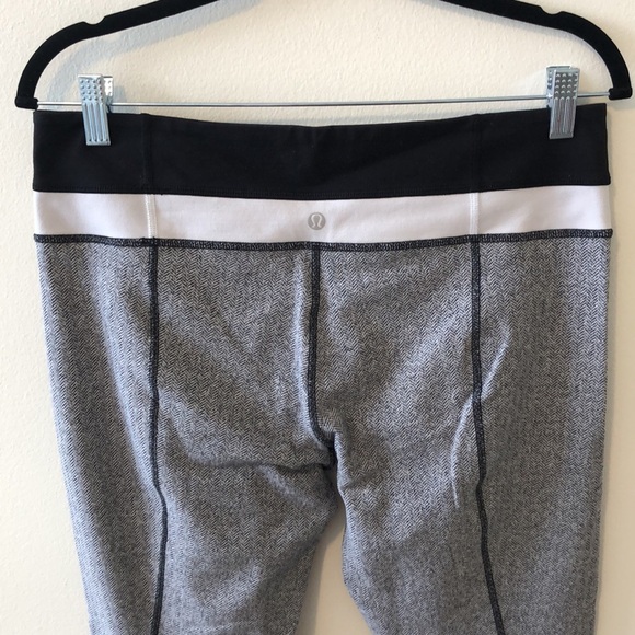 Lululemon - Picture 5 of 11